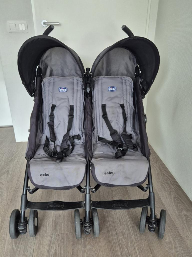 Chicco Echo Twin DuoBuggy - Coal/Zwart, Kinderen en Baby's, Buggy's, Ophalen of Verzenden, Gebruikt, Overige merken, Verstelbare rugleuning