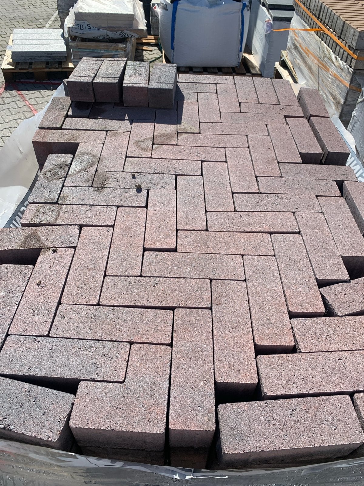 Strackstone Dikformaat Wijnrood/Antraciet restant €19,50/m2, Klinkers, Nieuw, Ophalen of Verzenden, 10 m² of meer