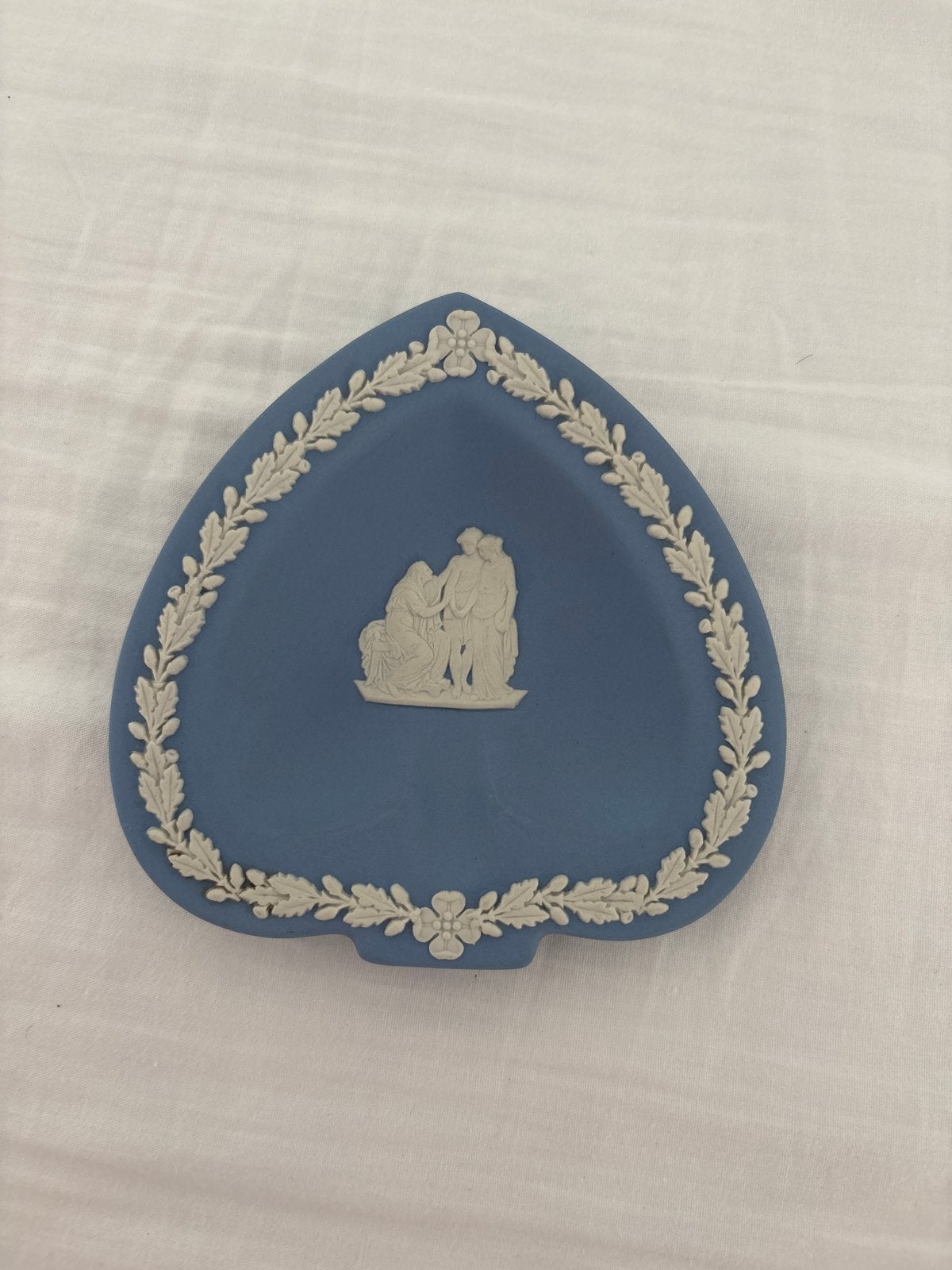 Wedgwood Hartvormig Schoteltje - Jasperware Blauw, Ophalen of Verzenden