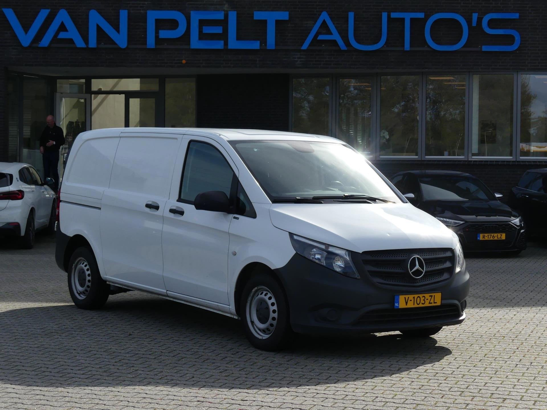 Mercedes-Benz Vito 109 CDI Functional Lang / AC / Schuifdeur, Auto's, Voorwielaandrijving, Stof, Gebruikt, 4 cilinders