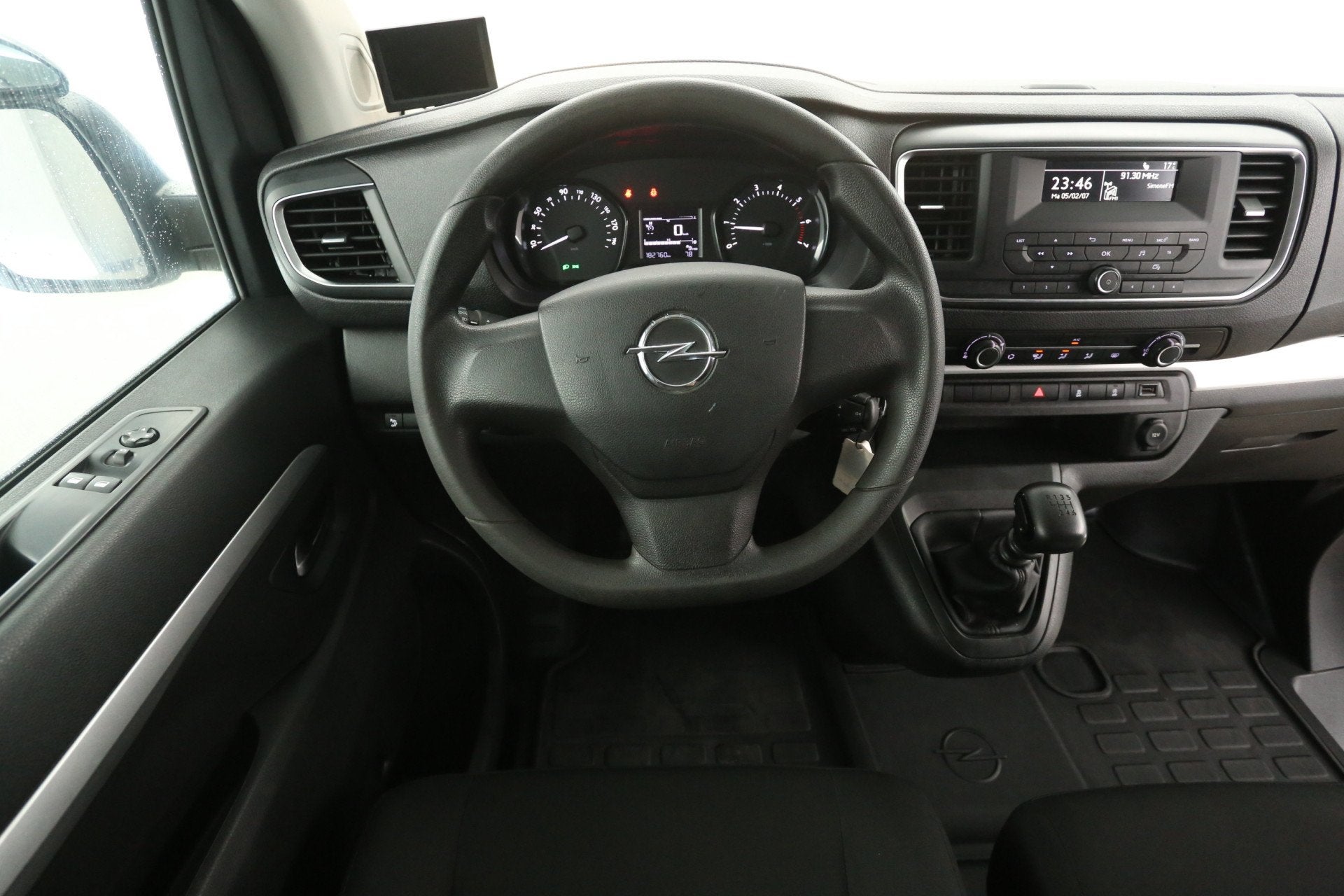 Opel Vivaro 2.0 CDTI L3H1 | DC | 6 Zits | Airco | Cruise | C, Auto's, Voorwielaandrijving, Stof, Gebruikt, Euro 6