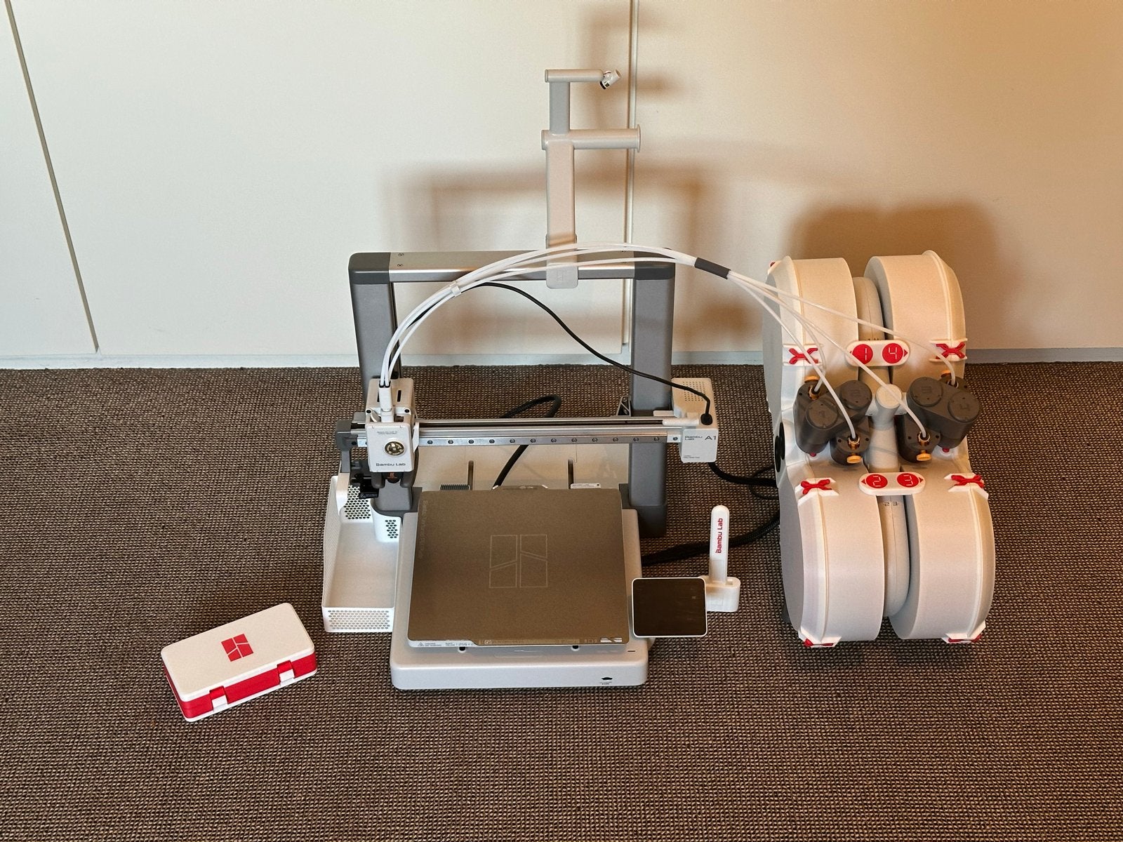 Bambu Lab A1 incl. AMS lite met behuizing (339 printuren), Computers en Software, 3D Printers, Ophalen, Ingebouwde Wi-Fi, Bambu labs