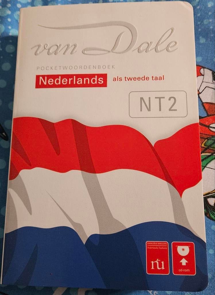 Van Dale Pocketwoordenboek Nederlands als tweede taal NT2, Nederlands, Diverse auteurs, Ophalen of Verzenden, Zo goed als nieuw