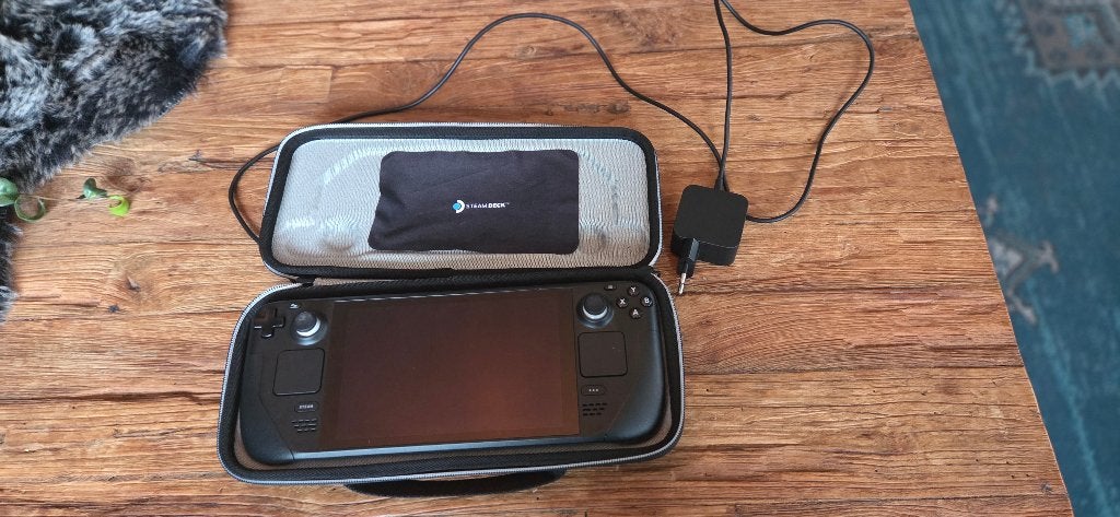 Steam Deck LCD, 512GB NVMe SSD + 64GB microsd Zwart