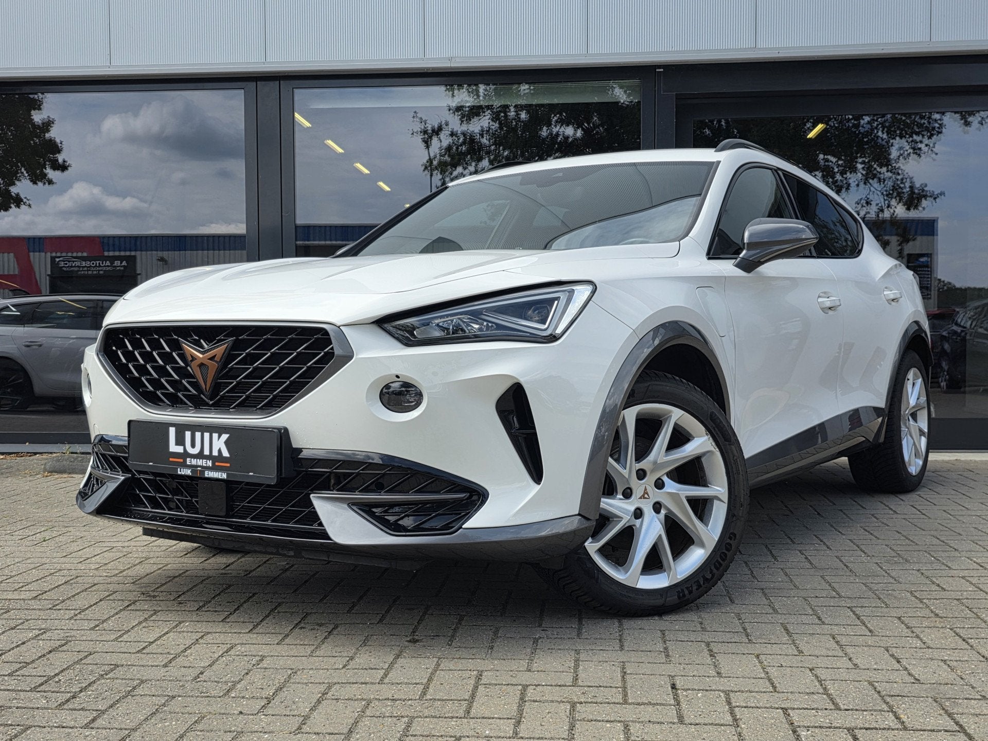 CUPRA Formentor 1.4 e-Hybrid Business (bj 2021, automaat), Gebruikt, Zwart, 4 cilinders, Formentor