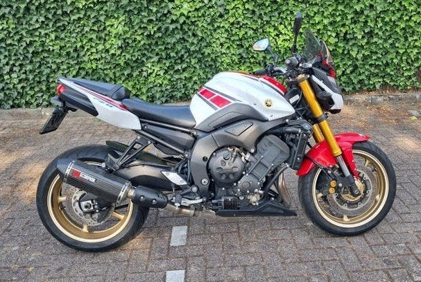 Yamaha FZ8 Naked Bike, Sportuitlaat, 4 cilinders, Gebruikt, Particulier