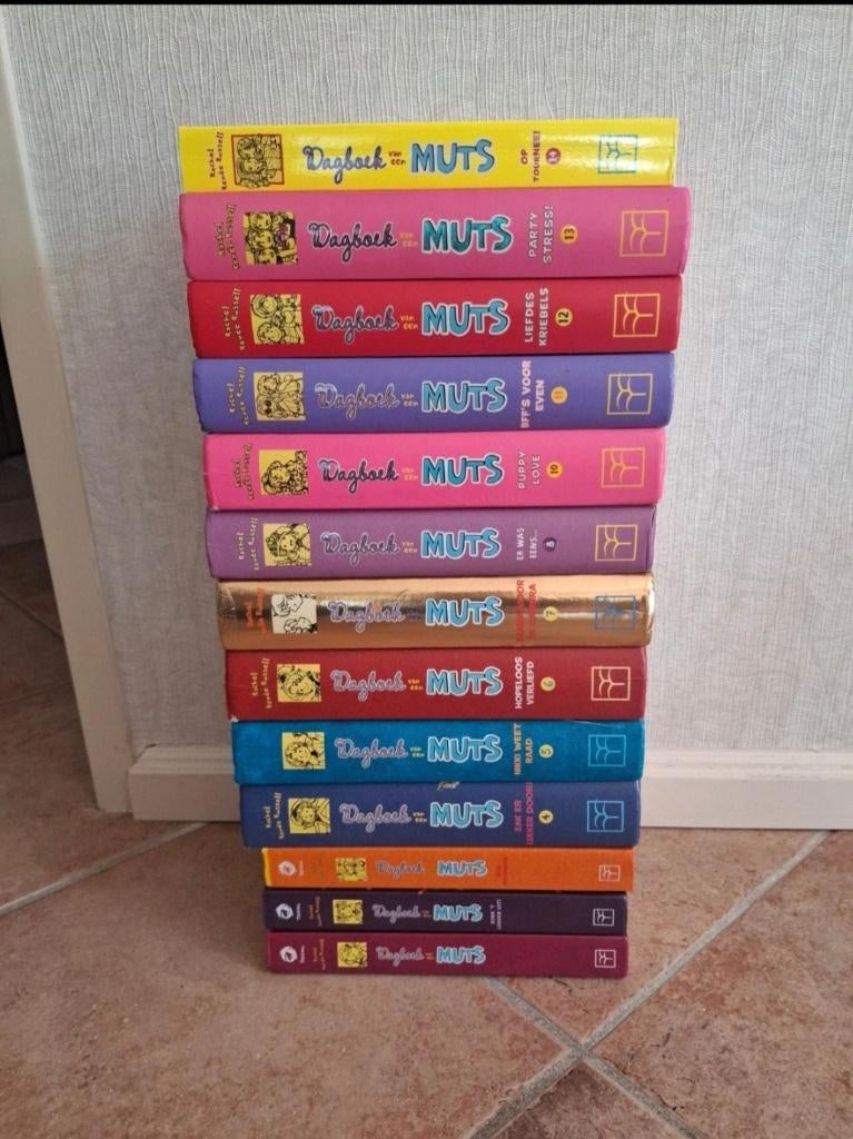 Dagboek van een muts deel 1 t/m 14, Rachel Renée Russell, Non-fictie, Ophalen, Gelezen
