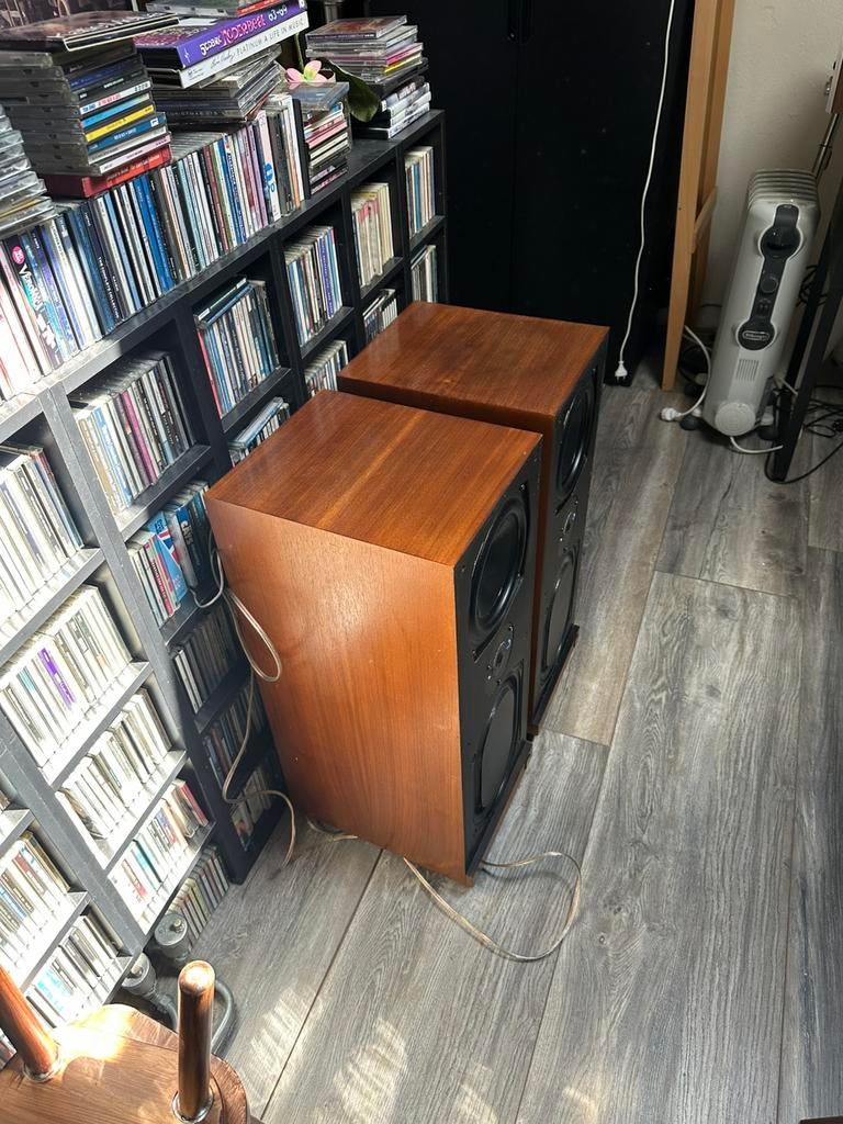 Kef Calinda, Audio, Tv en Foto, Luidsprekers, Ophalen, Zo goed als nieuw, Front, Rear of Stereo speakers, Overige merken