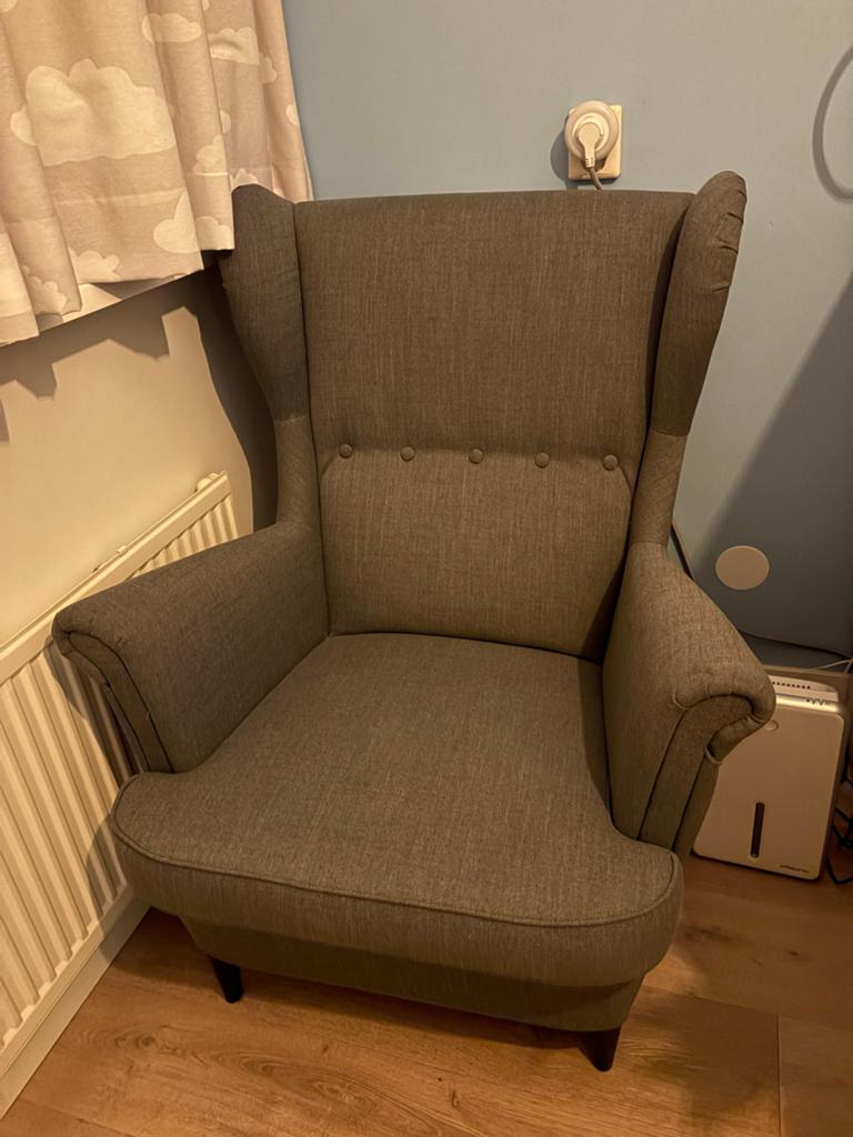 IKEA Strandmon oorfauteuil Nordvalla donkergrijs Z.G.A.N., Ophalen, Zo goed als nieuw, Stof, 75 tot 100 cm