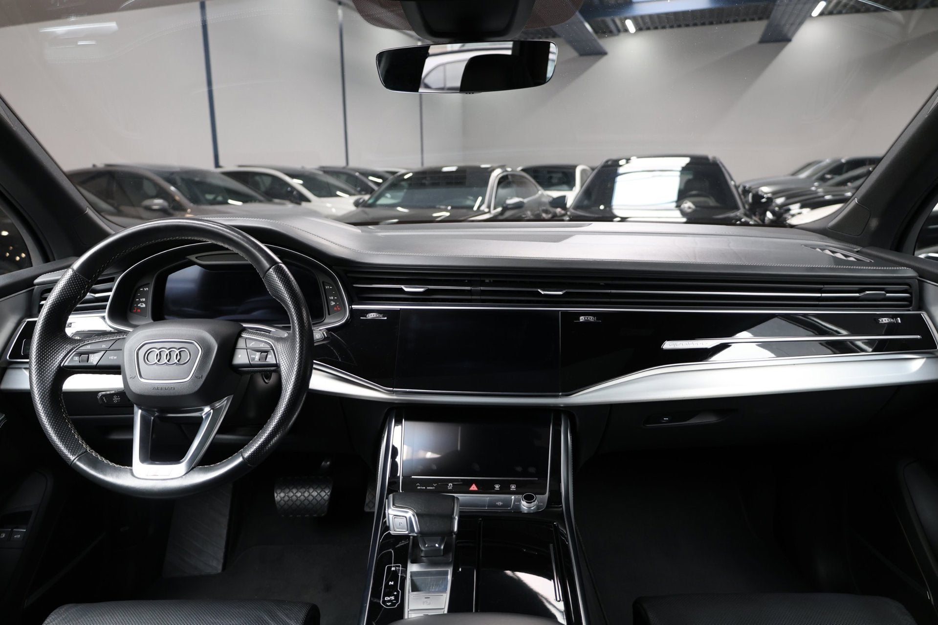 Audi Q7 60 TFSI e quattro Competition 456+PK 3x S-LINE/MAXTO, Auto's, Automaat, Dealer onderhouden, Gebruikt, Euro 6