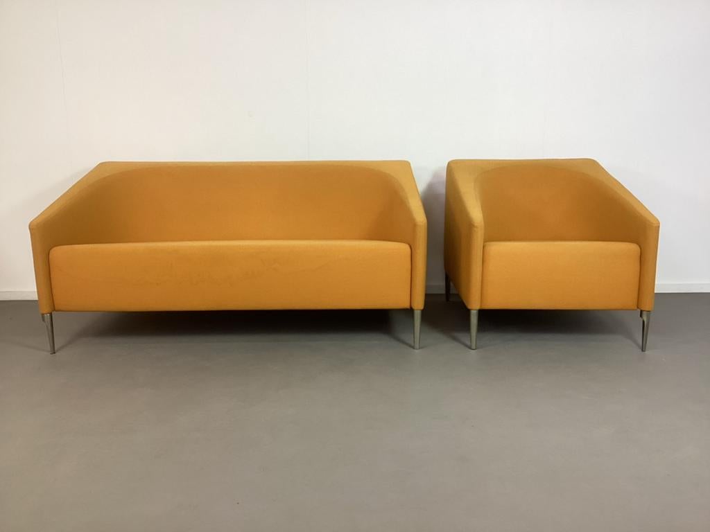 Artifort Diva Bank en fauteuil - Okergeel, Gebruikt, Design, Driepersoons, 75 tot 100 cm