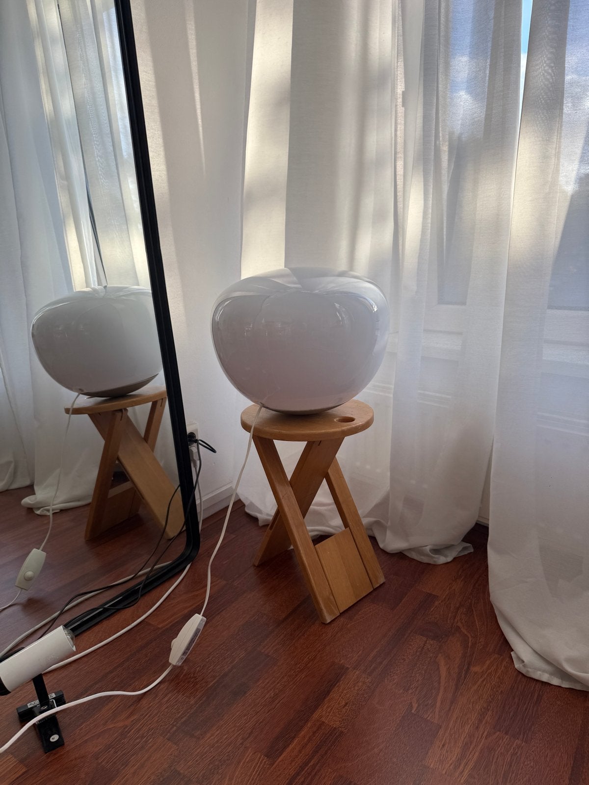 IKEA Jonisk Vloer- en Tafellamp - Carl Öjerstam Design, Dimbaar, Wit, Ophalen of Verzenden, Zo goed als nieuw