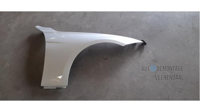 Scherm rechts-voor van een BMW 3-Serie (A83), Auto-onderdelen, -, -, Nieuw, Ophalen of Verzenden