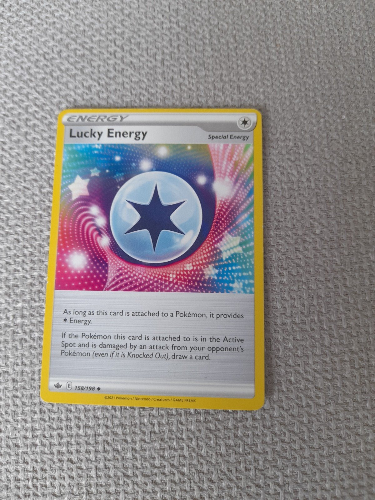 Lucky Energy Pokémon kaart 158/198, Ophalen of Verzenden, Zo goed als nieuw, Losse kaart