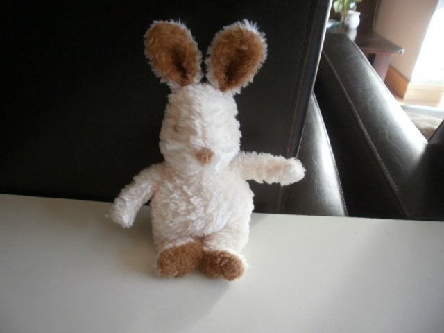 Unitoys konijn crème/bruin 20 cm velours cadeau tip super, Overige merken, Overige karakters, Ophalen of Verzenden, Wasbaar