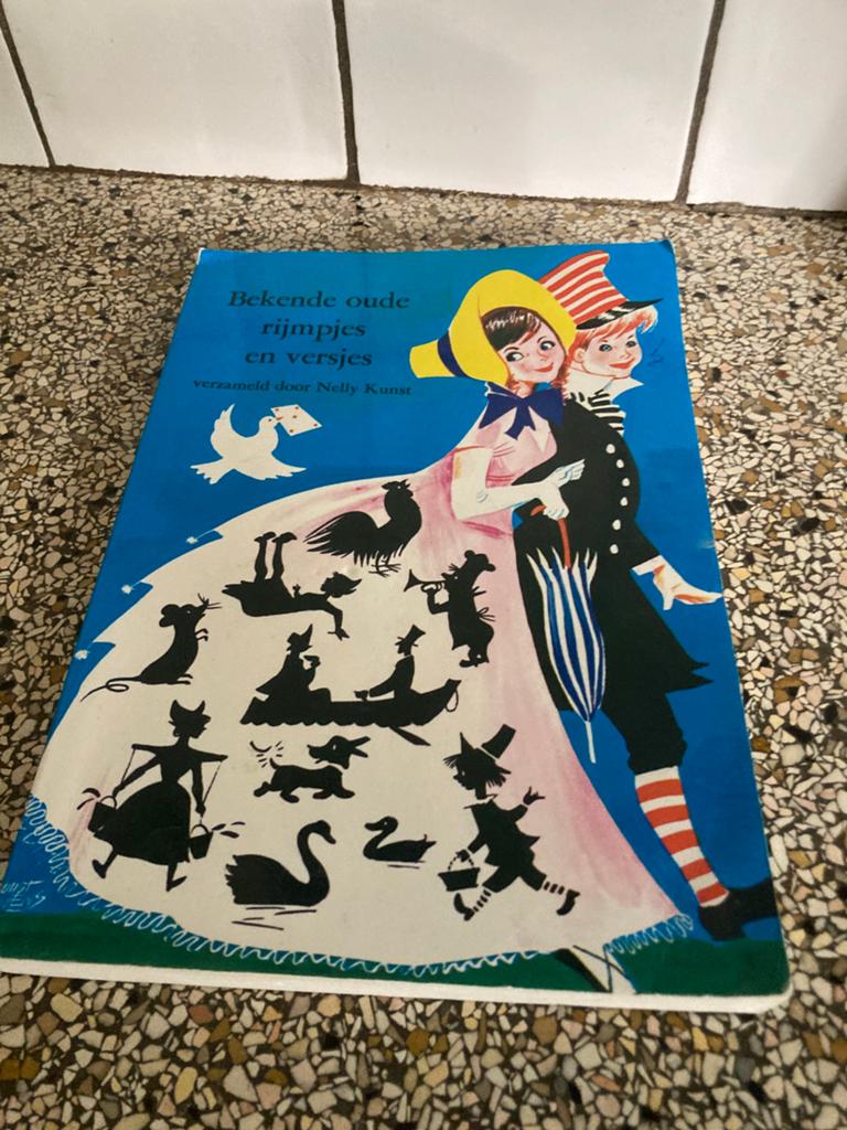 Boek oide rijmpjes en versjes, Ophalen of Verzenden