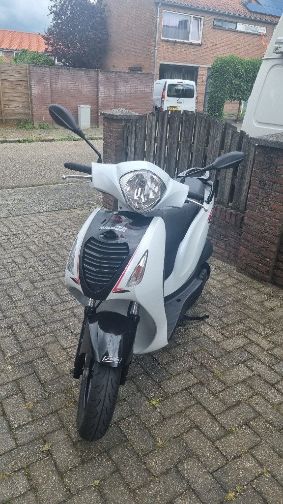 Honda PES 150i (in)ruil bespreekbaar, Motoren, Motoren | Honda, Scooter, Occasion, Particulier, Automaat