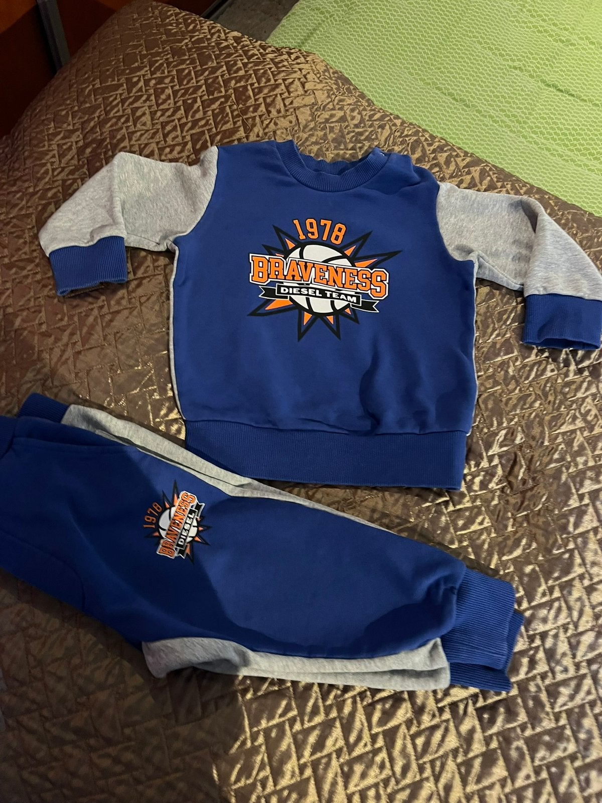 DIESEL  joggingpak maat 86 origineel zgan, Diesel, Ophalen of Verzenden, Zo goed als nieuw, Setje