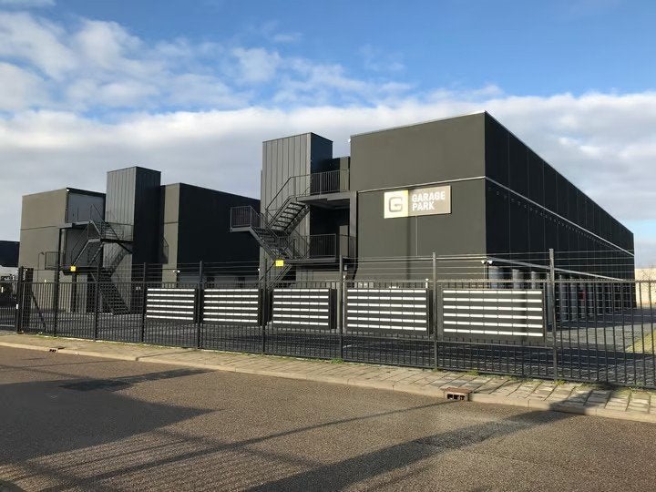 Te huur: nette garagebox Breda, Auto diversen