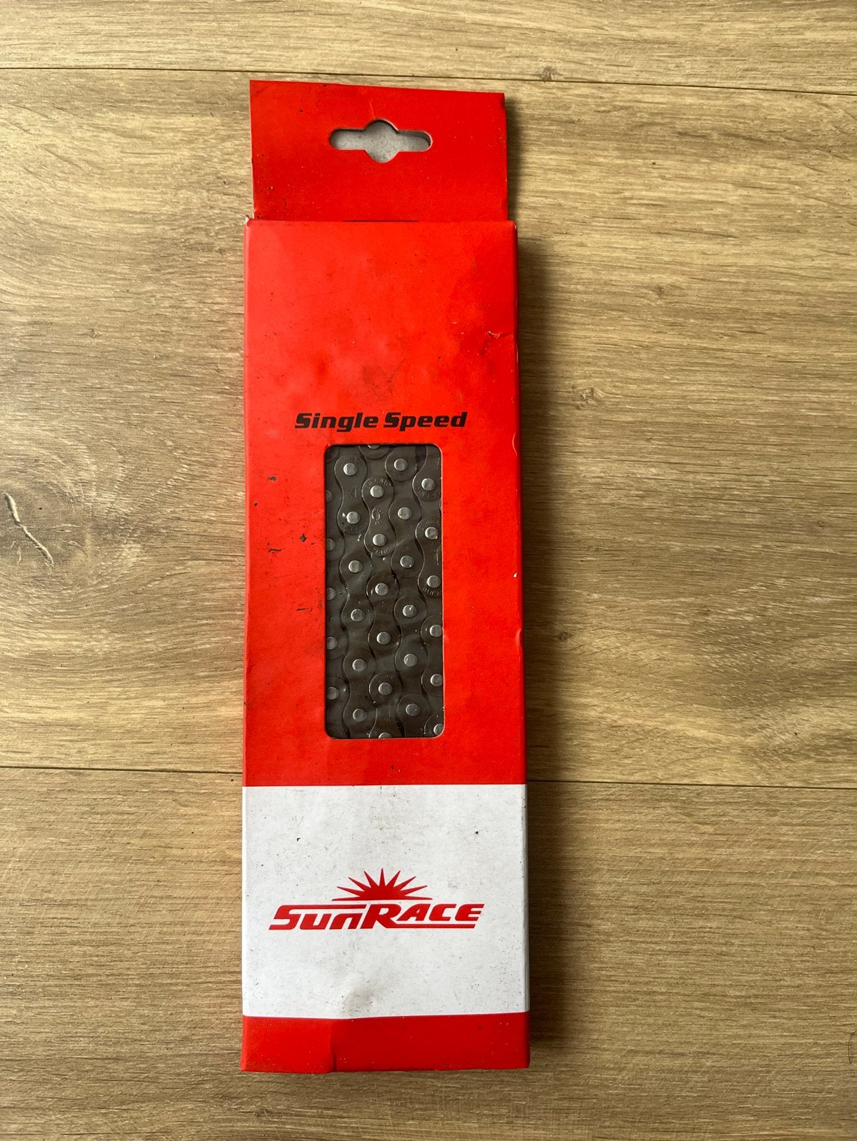 SunRace Single Speed Ketting (MOET WEG), Ophalen of Verzenden, Derailleur of Ketting, Stadsfiets, Nieuw
