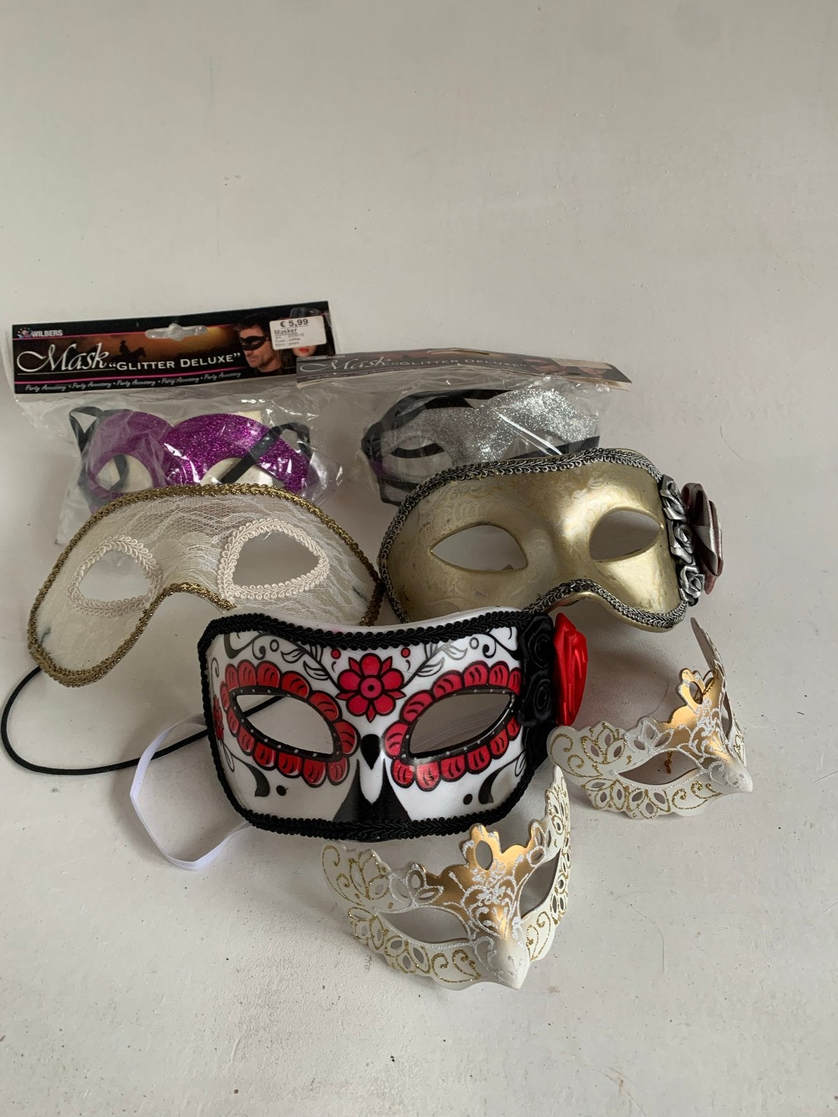 5 Venetiaanse maskers voor feestjes of carnaval, Ophalen of Verzenden, Gebruikt, Feestartikel, Carnaval