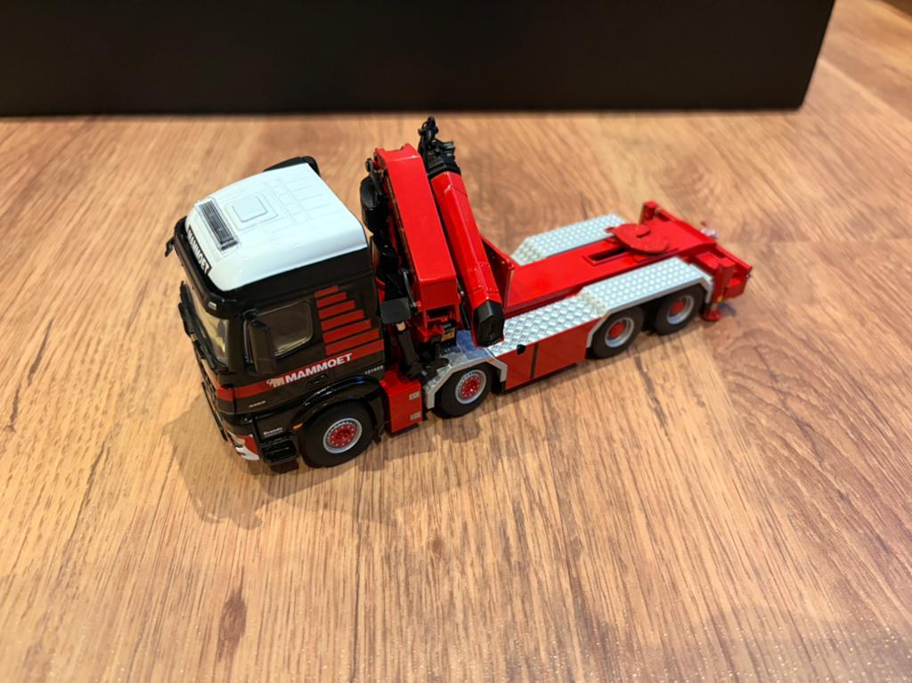 Mammoet mb palfinger 8x4, Hobby en Vrije tijd, Modelauto's | 1:50, Ophalen of Verzenden, Zo goed als nieuw, Bus of Vrachtwagen