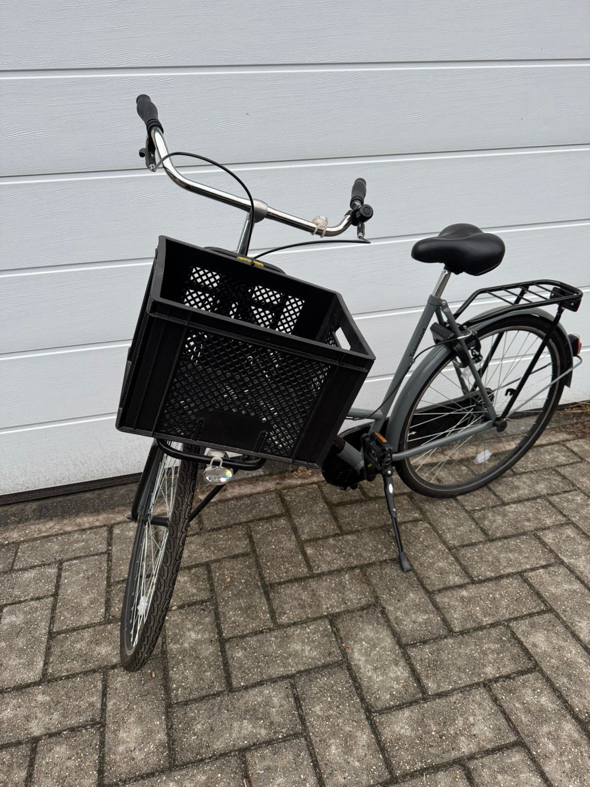 Damesfiets 28 inch, Fietsen en Brommers, Ophalen, Zo goed als nieuw, Handrem