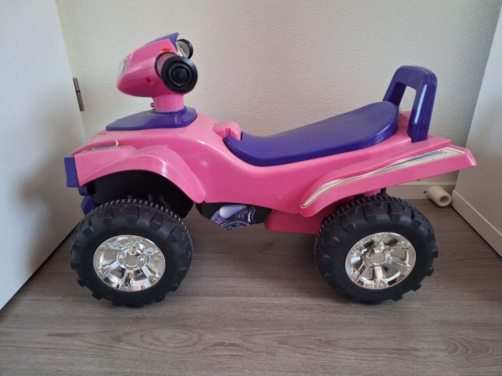 roze loop quad, Kinderen en Baby's, Speelgoed | Buiten | Voertuigen en Loopfietsen, Ophalen, Gebruikt, Overige typen