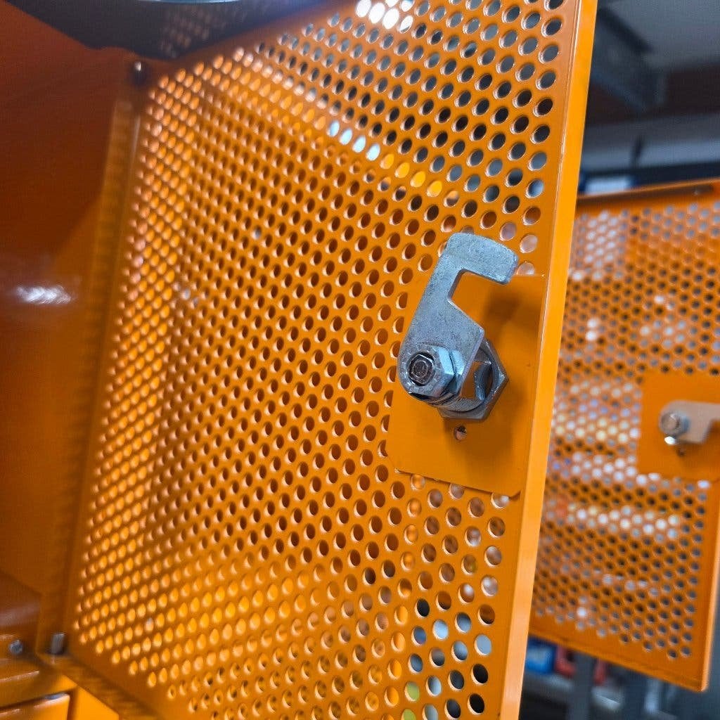mooi aantal ORANJE  lockerkasten kluisjes met omlegslot, Ophalen, Gebruikt