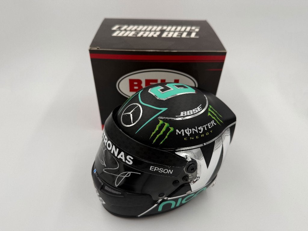 1/2 helm helmet F1 Rosberg 2016 WC Bell (Mercedes) signed, Ophalen of Verzenden, Zo goed als nieuw, Formule 1