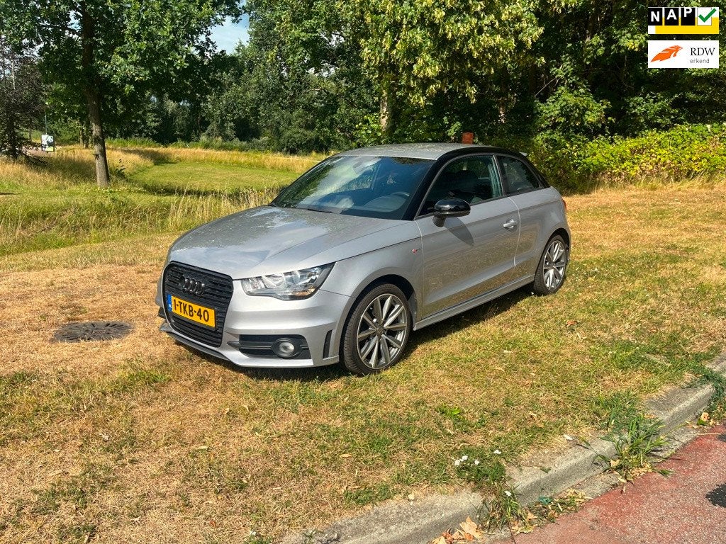 Audi A1 1.2 TFSI Admired S-Line, Voorwielaandrijving, A1, 4 cilinders, 4 stoelen