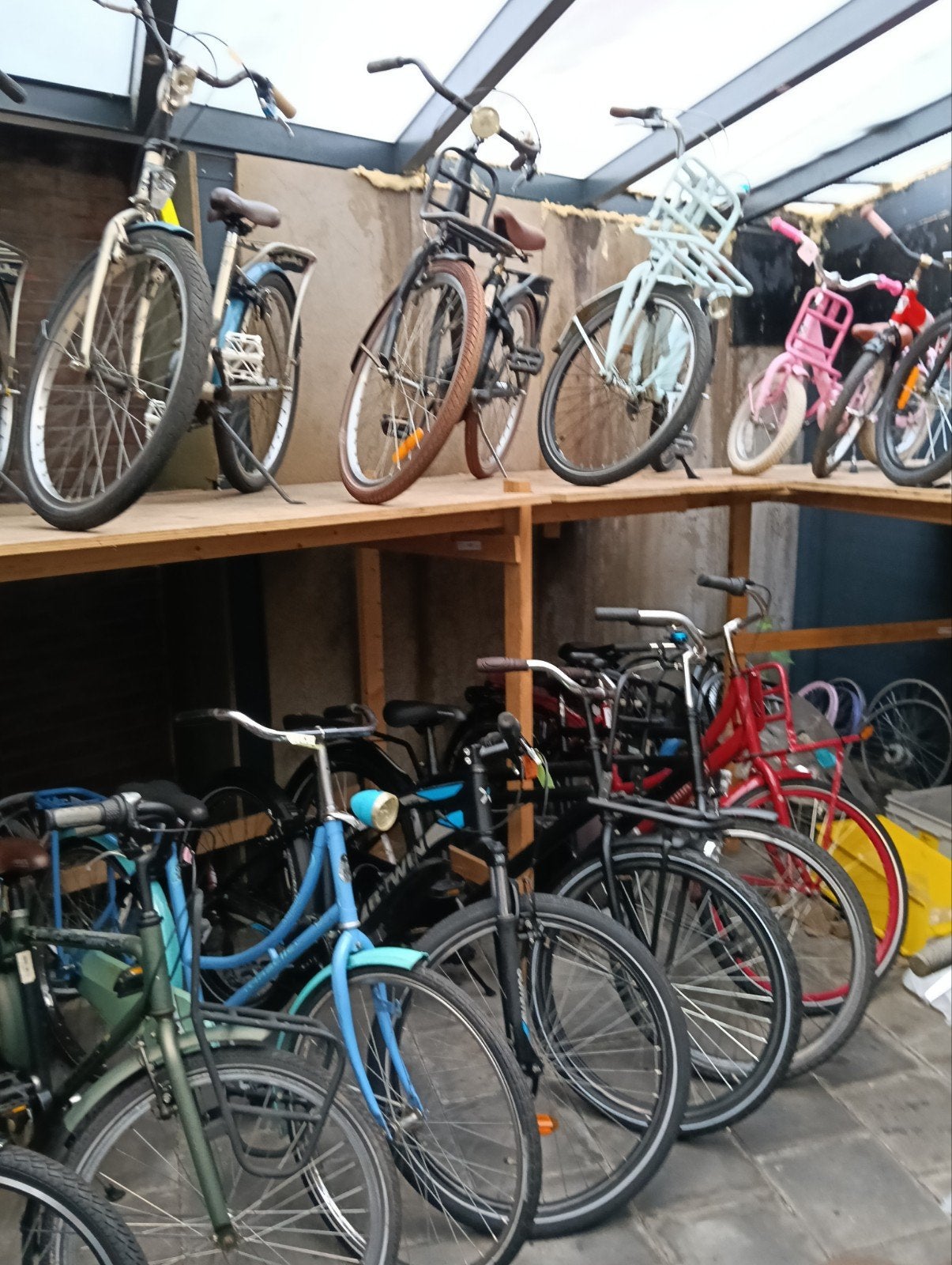 Foto 23 van van klein tot groot nieuw en tweedehands fietsen 100 euro