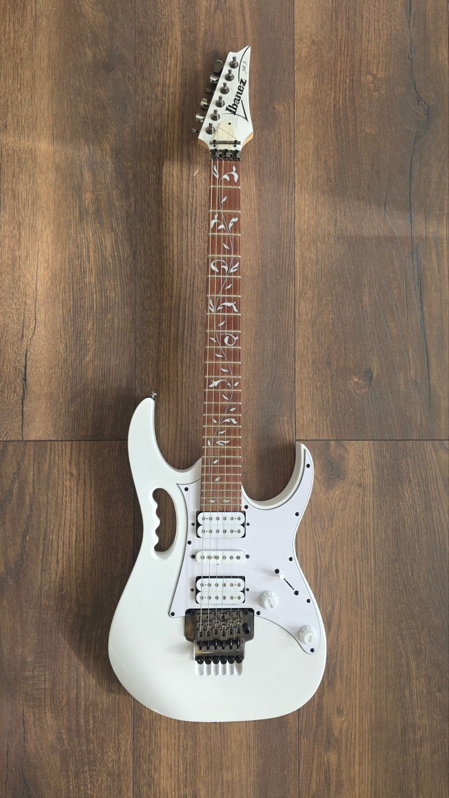 Ibanez jem jr als nieuw, Ophalen, Zo goed als nieuw, Solid body, Ibanez