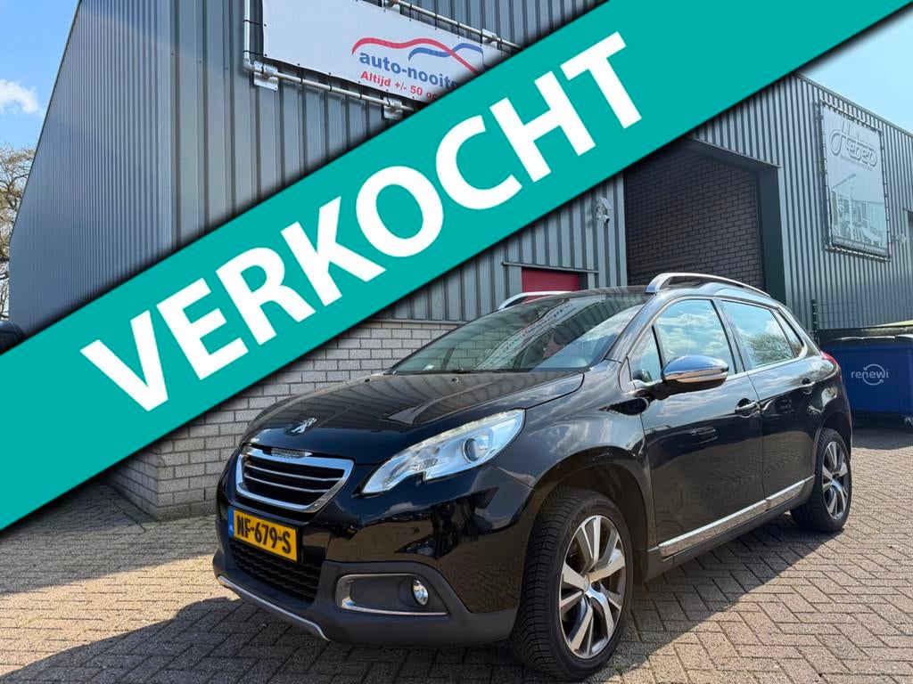 Peugeot 2008 1.2 PureTech Allure, Gebruikt, 1199 cc, Leder en Stof, Bedrijf