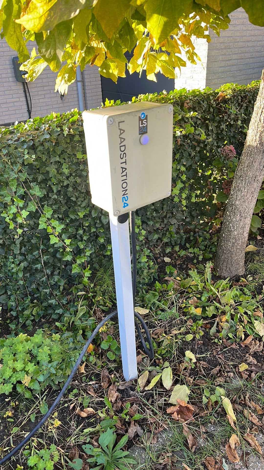 Laadstation 24, Ophalen, Zo goed als nieuw