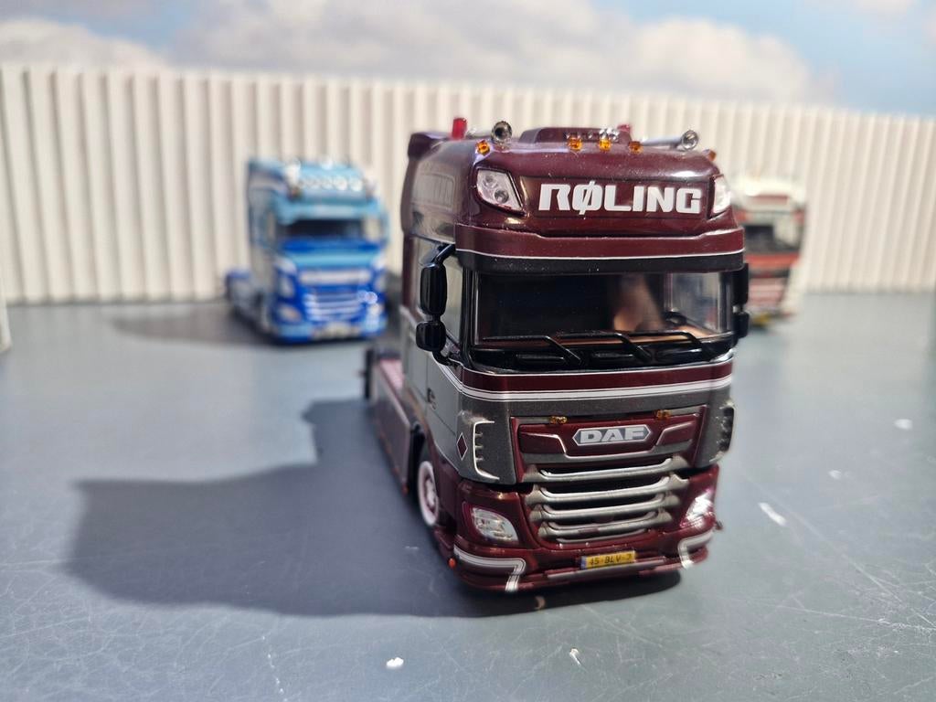 Daf XF 106 ROLLING, Hobby en Vrije tijd, Modelauto's | 1:50, Zo goed als nieuw, Bus of Vrachtwagen, Lion Toys, Ophalen of Verzenden