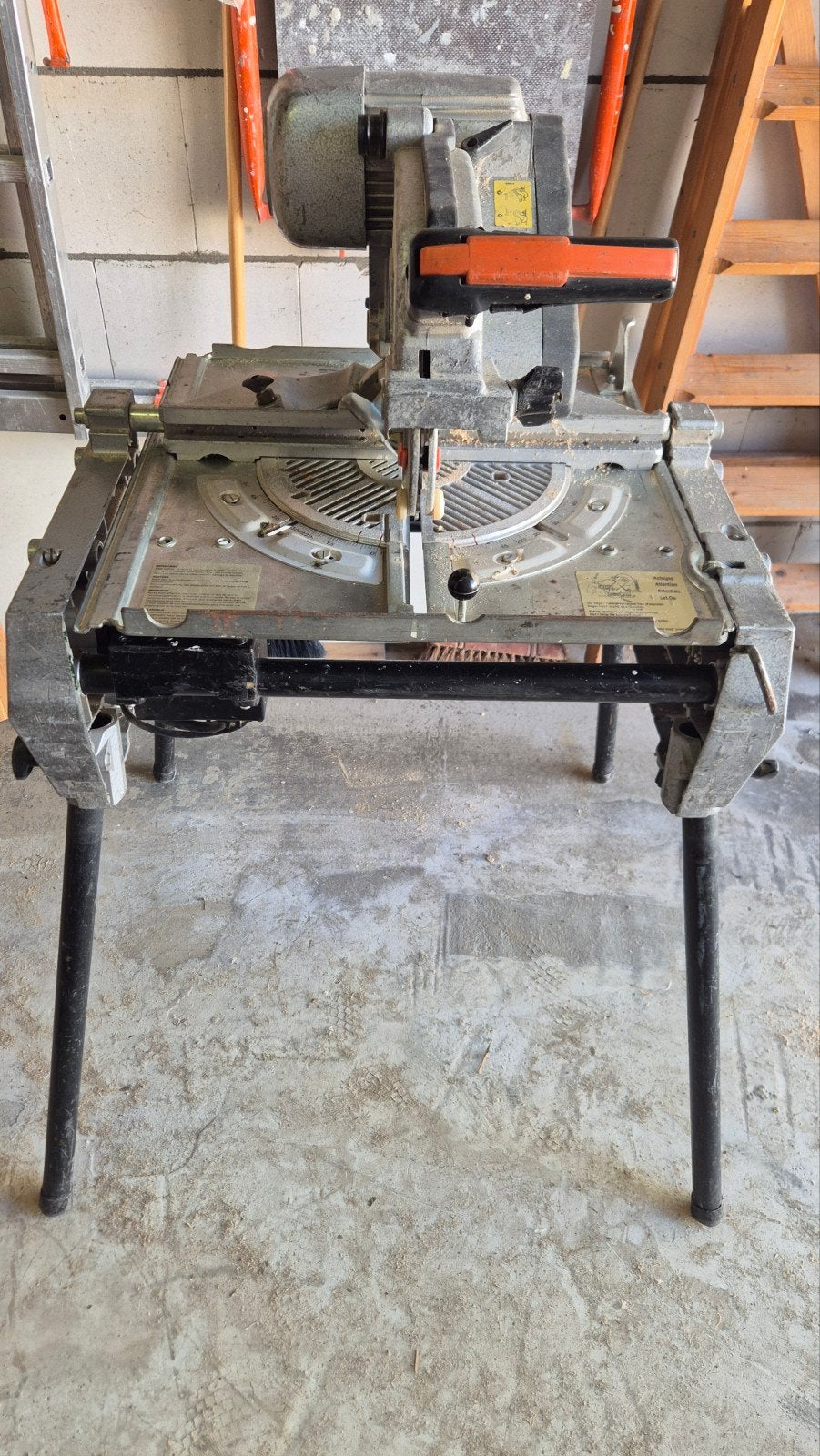 Elu TGS 173 A2 afkortzaag, defect doet niets,zaagblad nieuw, Ophalen, Gebruikt, 1200 watt of meer, Afkortzaag