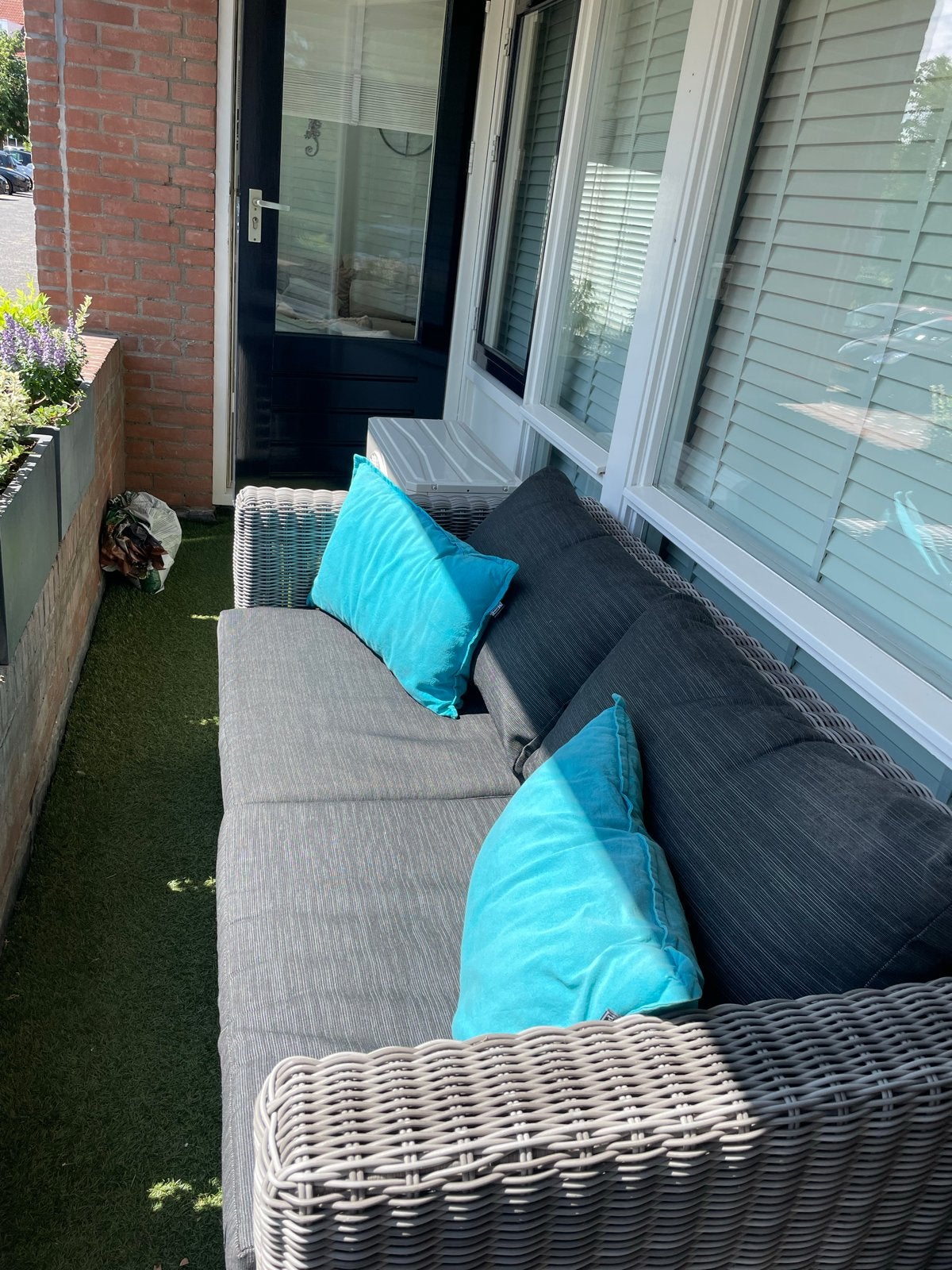 Intratuin loungebank met hocker en kussens, Tuin en Terras, Gebruikt, Loungeset, Wicker, Bank