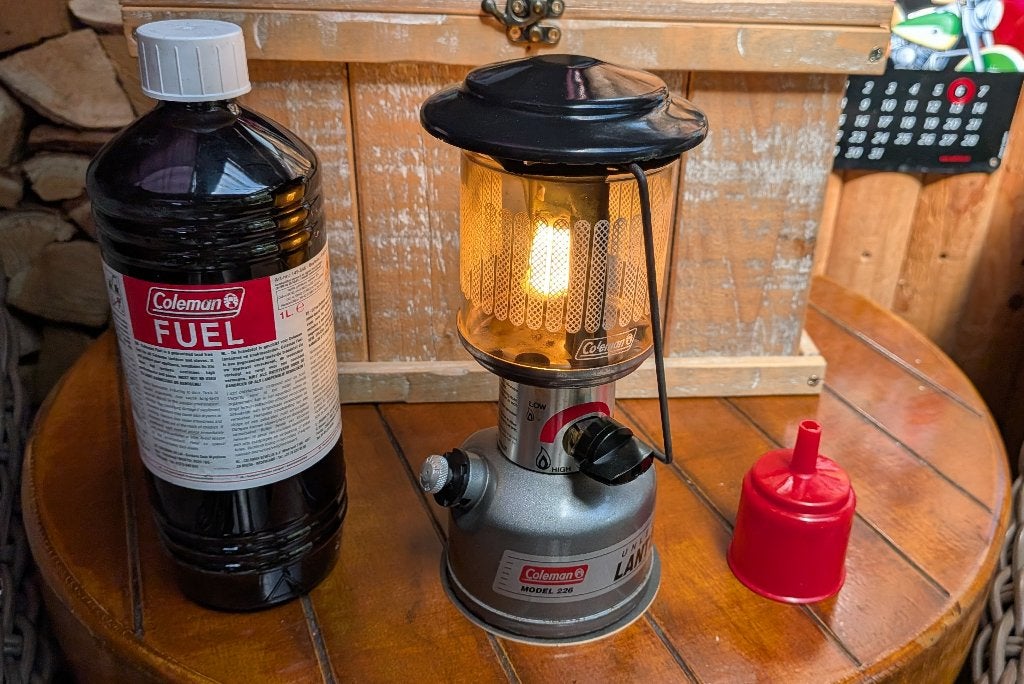 Colenman Benzine lamp (Camping + noodpakket), Ophalen, Gebruikt