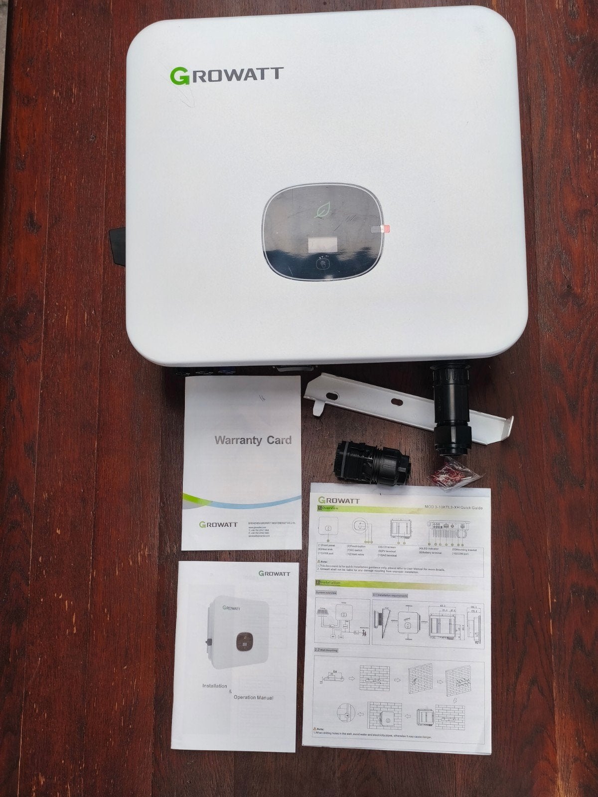Hybride omvormer Growatt geschikt voor panelen en accu, Doe-het-zelf en Verbouw, Ophalen of Verzenden, Zo goed als nieuw, Overige typen