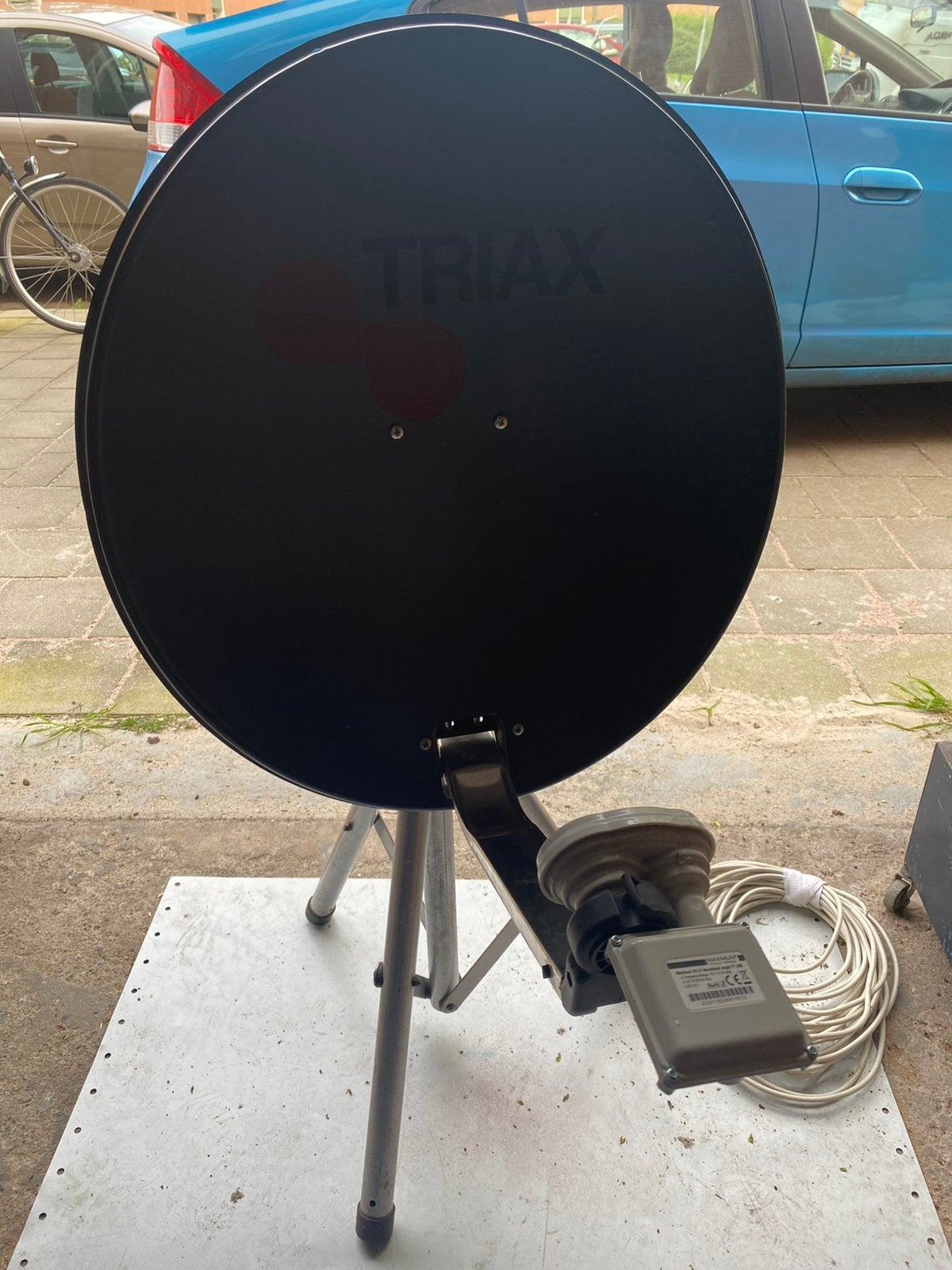 Schotel , satelliet finder, Ophalen, Gebruikt