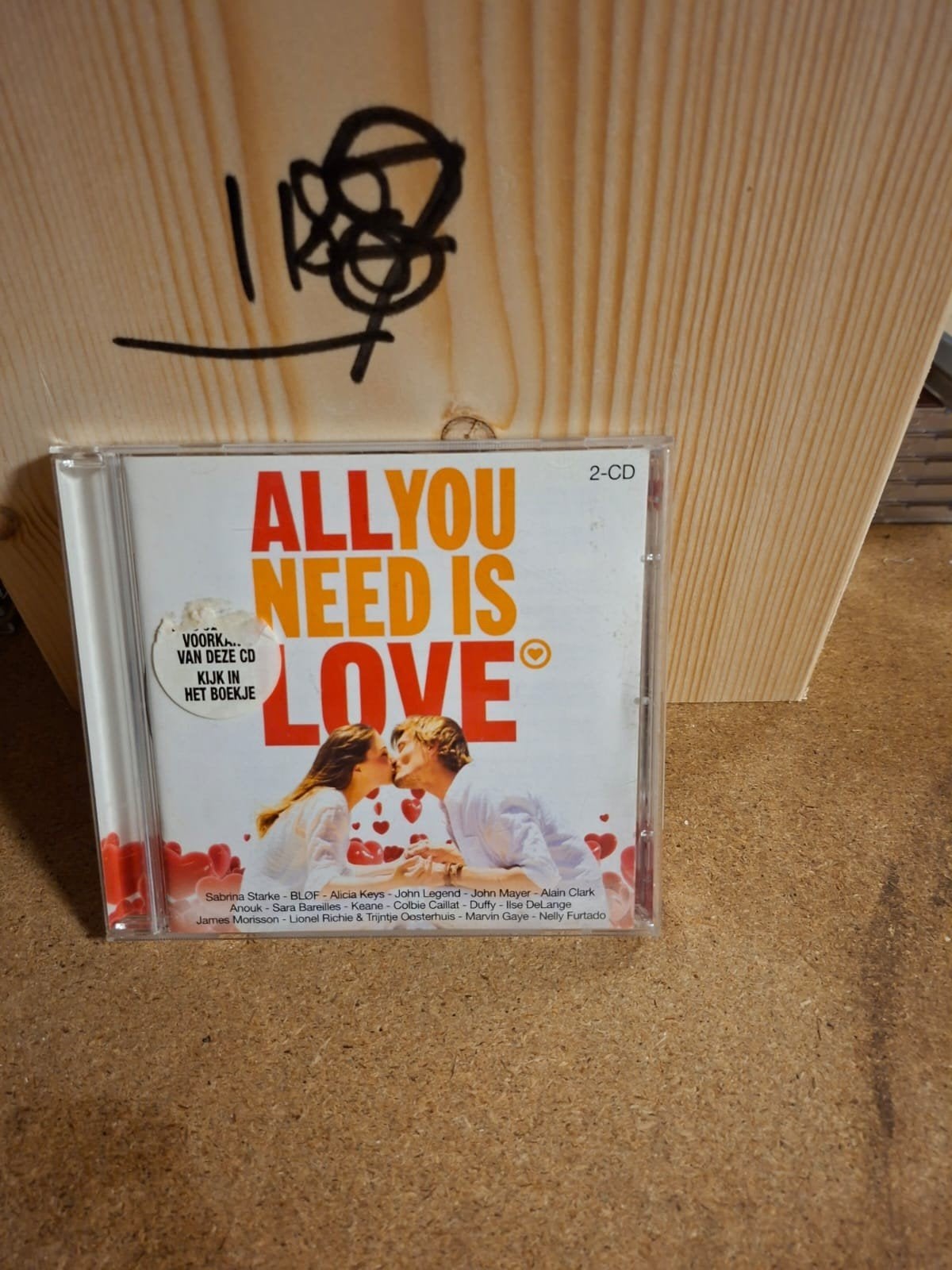 All You Need Is Love 2-CD - Diverse artiesten, Gebruikt, Pop, Ophalen of Verzenden, Inclusief boekje