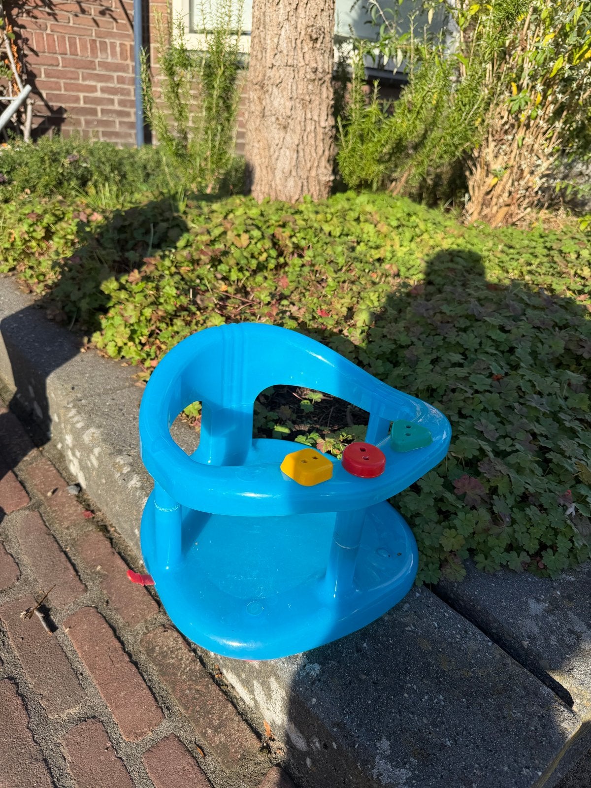 Blauw badzitje, Gebruikt, Badzitje of Badring, Standaard, Ophalen