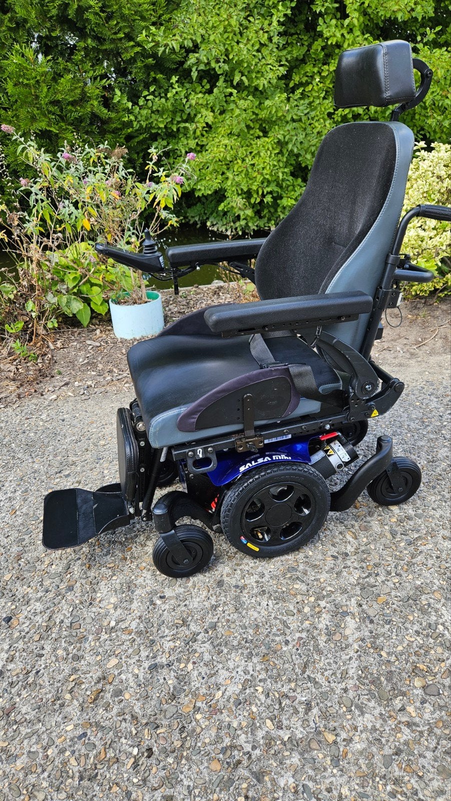 Elektrische rolstoel Quickie Salsa2,  in topconditie, Diversen, Rolstoelen, Ophalen, Zo goed als nieuw, Elektrische rolstoel
