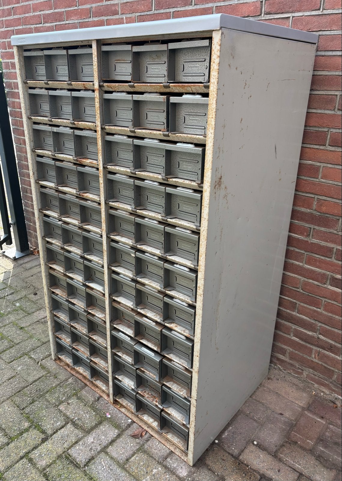 Staalmeubel Ladekast met 66 laden - Industrieel design, Huis en Inrichting, Ophalen, Gebruikt, 5 laden of meer, 50 tot 100 cm