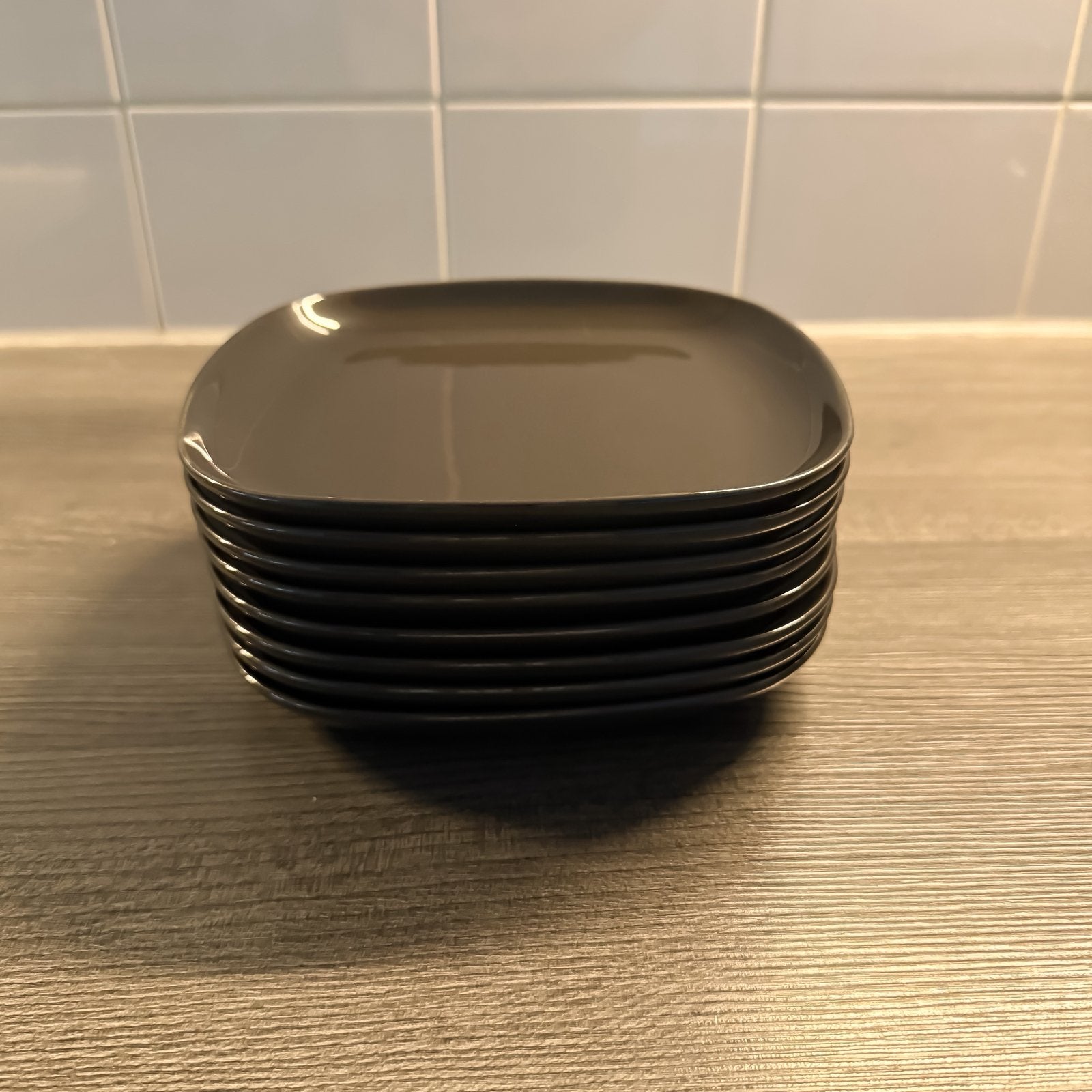 IKEA ONTBIJTBORDEN Set van 8 Antraciet 17,5x17,5 cm, Ophalen, Gebruikt, Bord(en), Overige stijlen