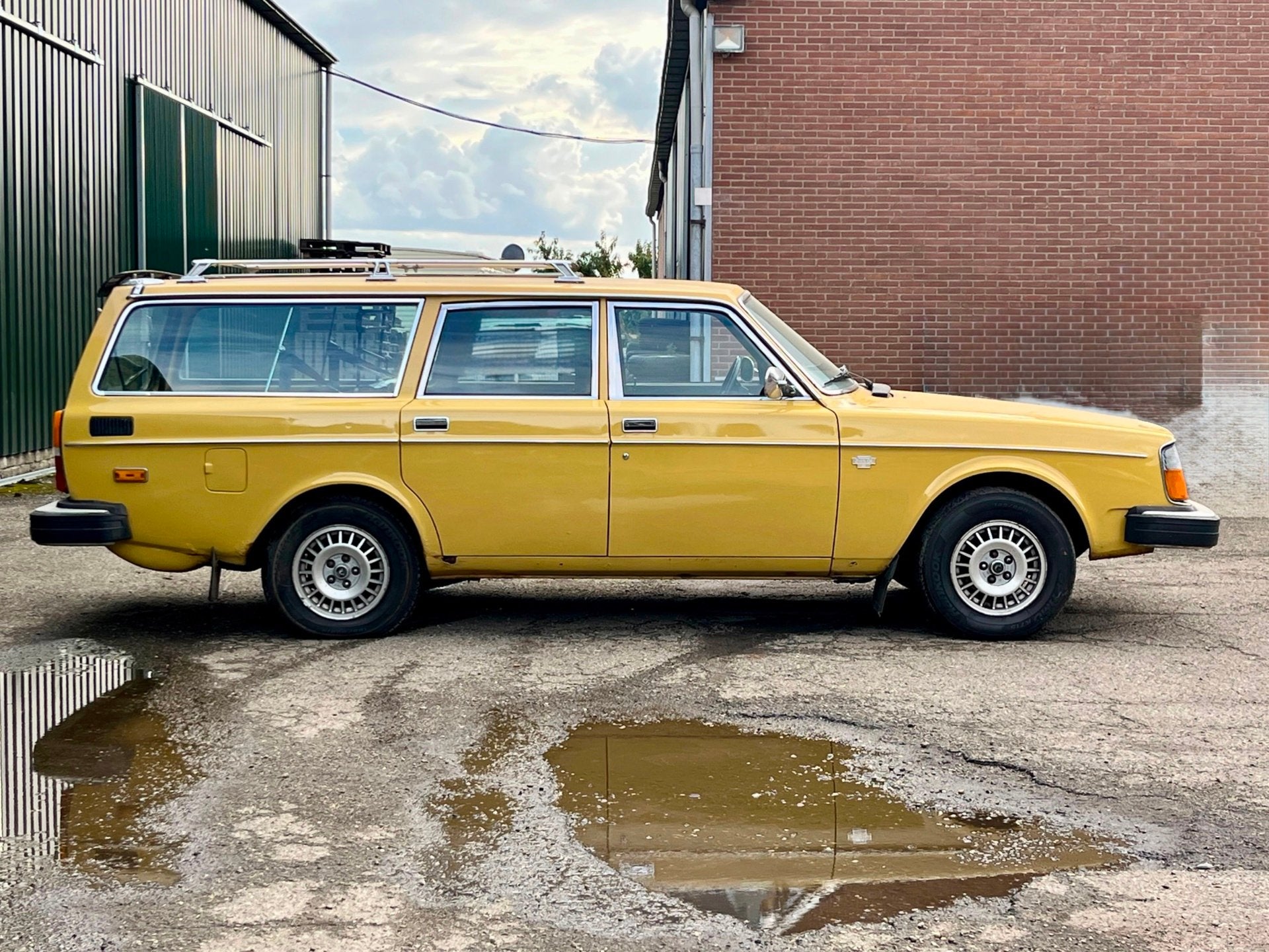 Volvo 245 2.1 DL Automaat, Auto's, Automaat, Gebruikt, Overige modellen, 4 cilinders