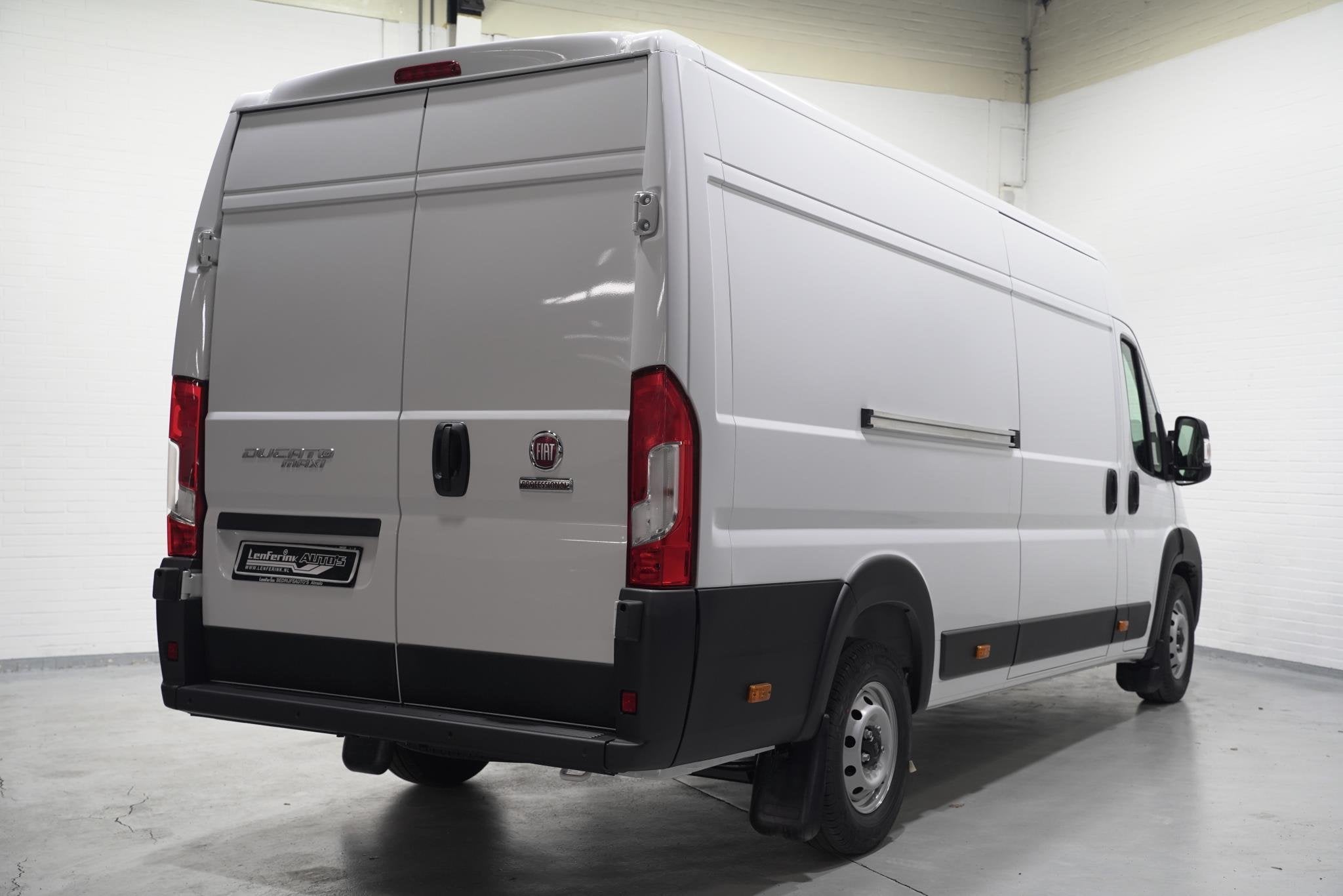 Fiat Ducato 2.2 MultiJet 140 pk L4H2 Airco, BPM vrij Airco,, Voorwielaandrijving, Stof, Gebruikt, 4 cilinders