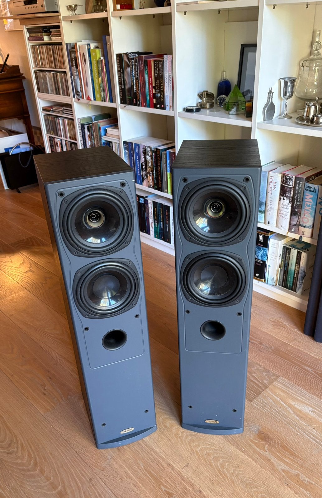 Tannoy Saturn S 6 . Vloerstaande luidsprekers ., Audio, Tv en Foto, Vloerstaande luidspreker, Zo goed als nieuw, 60 tot 120 watt