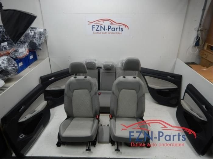 VW Golf 8 Interieur Stof Alcantara Stoelverwarming, Auto-onderdelen, Ophalen of Verzenden, Gebruikt